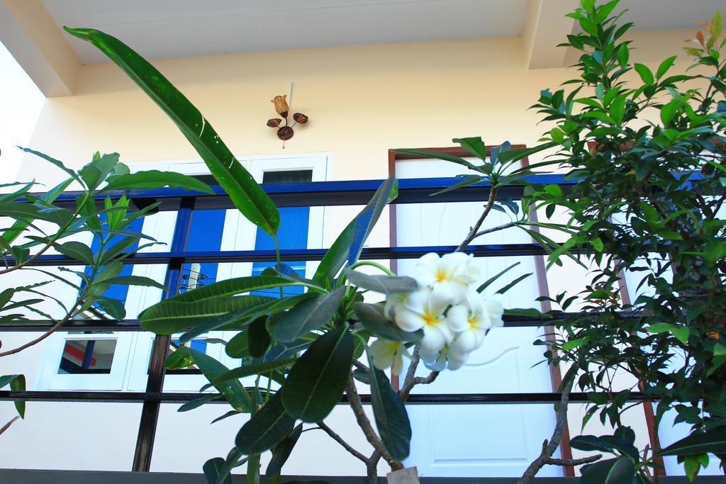 I-Talay Trio Hotel Koh Samet Exterior photo